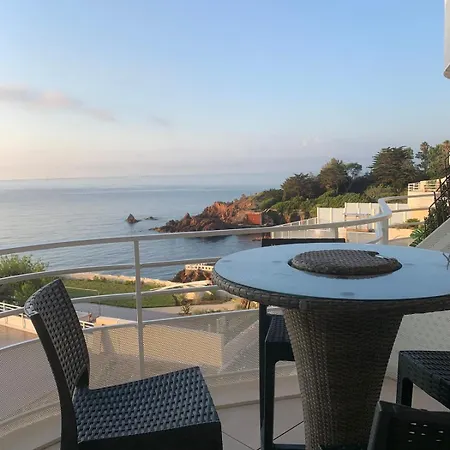 Appartement Grand Terrasse Vue Pieds Dans L'eau Piscine *