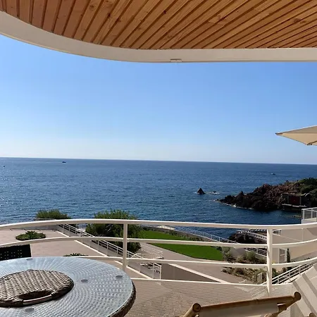 Appartement Grand Terrasse Vue Pieds Dans L'eau Piscine Saint-Raphaël