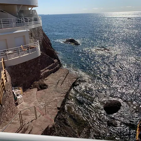 Apartmán Grand Terrasse Vue Pieds Dans L'eau Piscine *